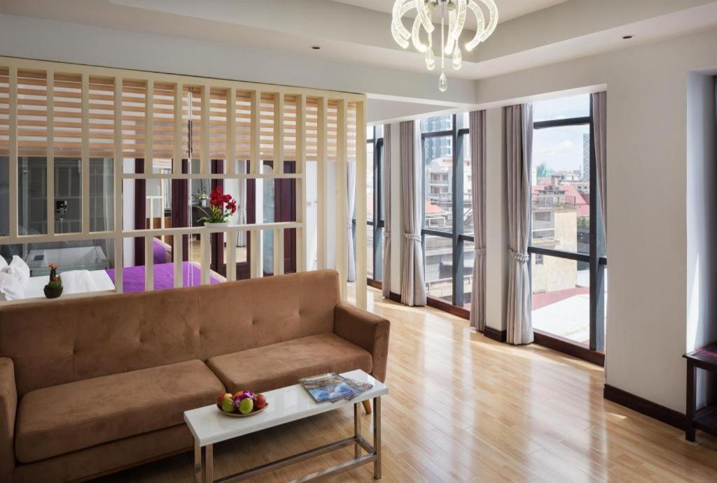 Essence Hotel-Πνομ Πενχ Εξωτερικό φωτογραφία